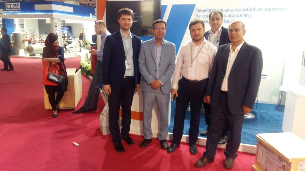 عکس نمایشگاه